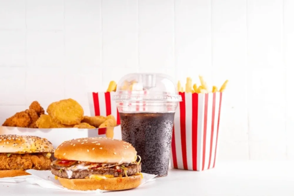 Junk Food vs Healthy Food: What You Need to Know